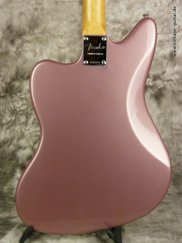 Fender_Jaguar_2008-thin-skin-laquer-burgundy-mist-004.JPG