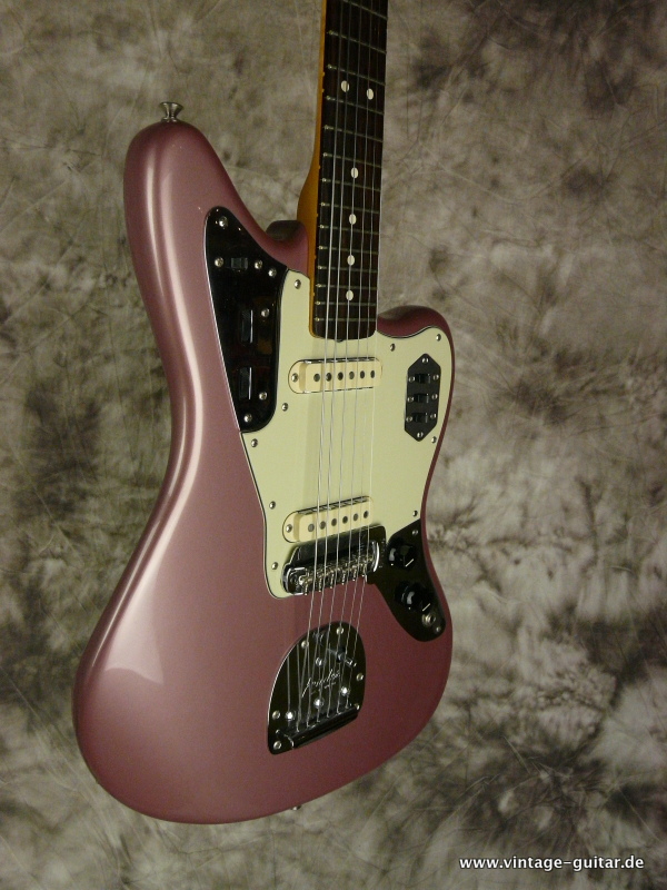 Fender_Jaguar_2008-thin-skin-laquer-burgundy-mist-005.JPG