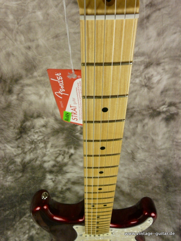 Fender-US-Standard-Stratocaster-mystic-red-2014-011.JPG