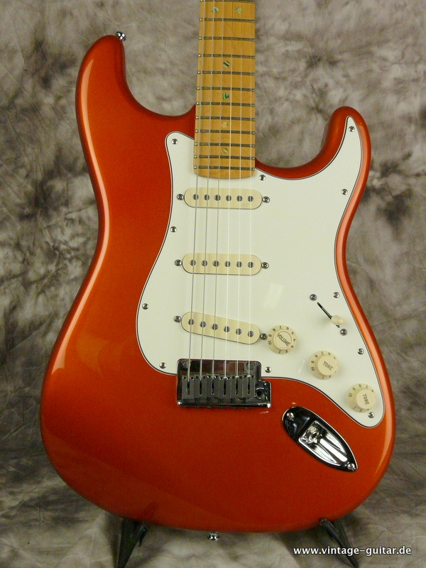 Fender-Stratocaster-US-Standard-Deluxe-Candy-Tangerine-002.JPG
