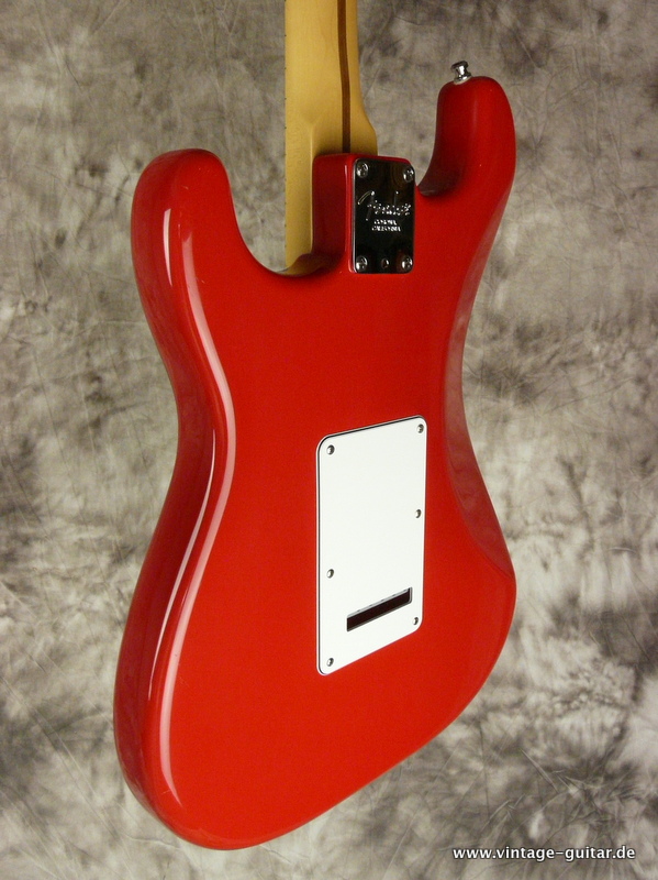 Fender-Stratocaster-US-Standard-hot-rod-red-2000-004.JPG