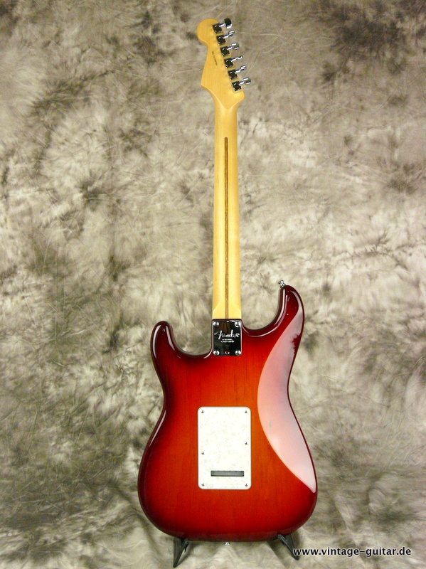 Fender-Stratocaster-US-Standard-cherry-sunburst-flame-maple-body-003.JPG