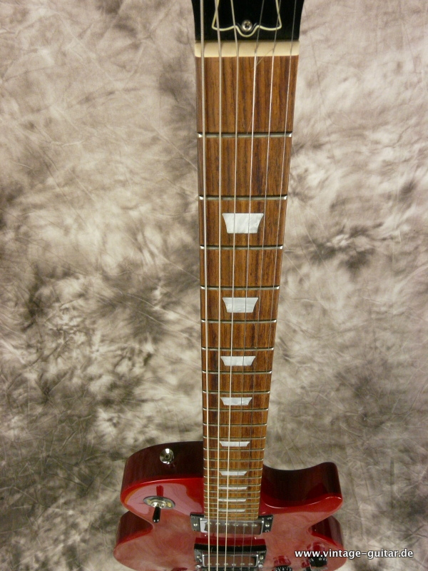 Gibson-Les-Paul-Studio-cherry-2000-010.JPG