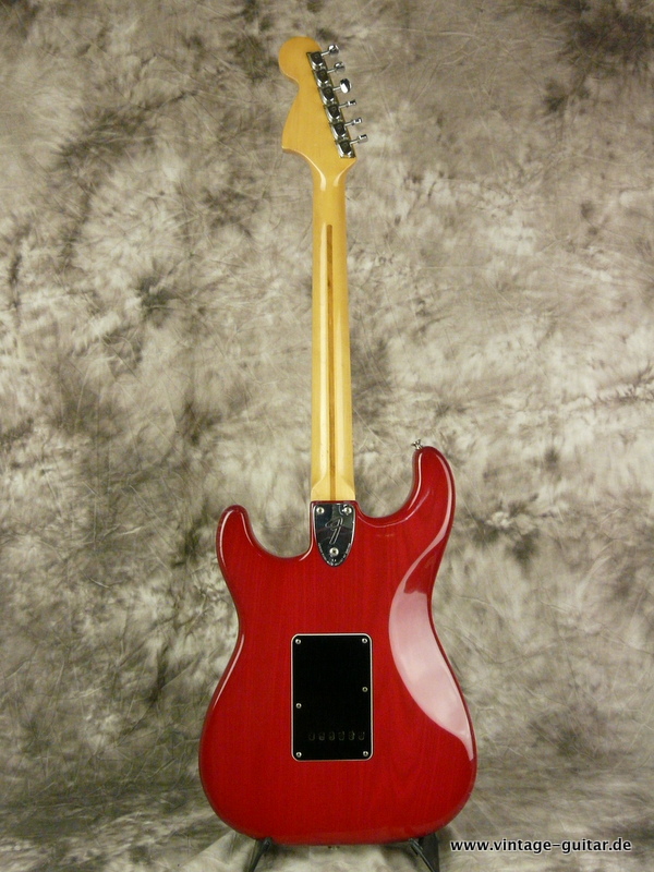 Fender-Stratocaster-1980-winered-003.JPG