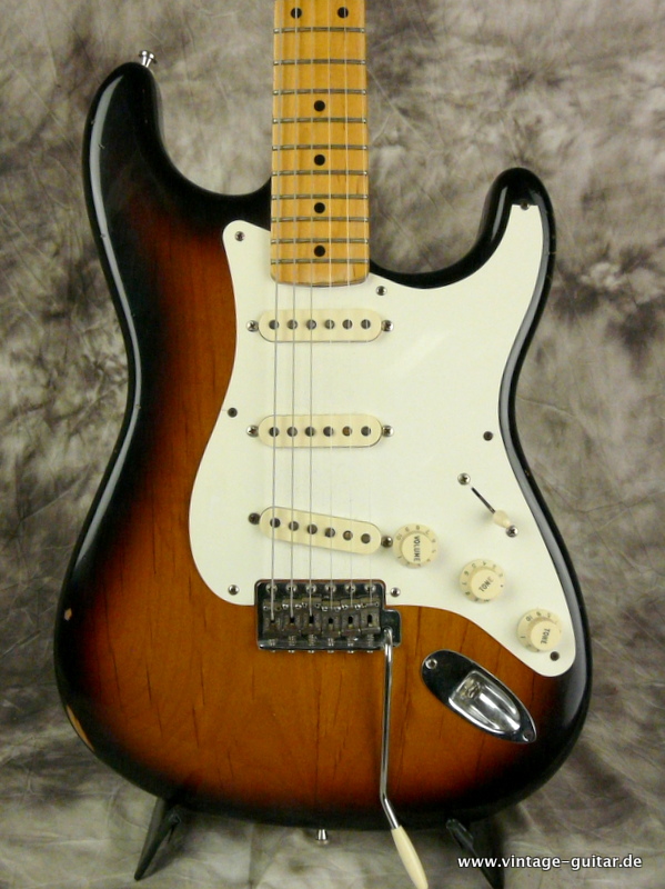 Fender-Stratocaster-1957-Vintage-Reissue-sunburst-002.JPG