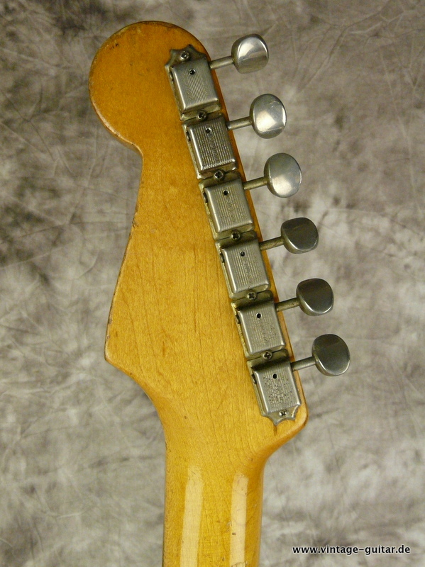 Fender-Stratocaster-1962-black-refinish-012.JPG