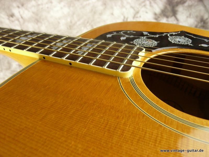 Gibson-J-200-Montana-made-1991-014.JPG