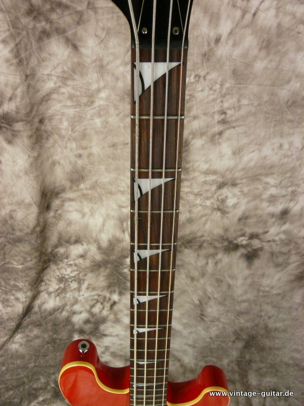 Fender-HMT-Bass-Japan-011.JPG