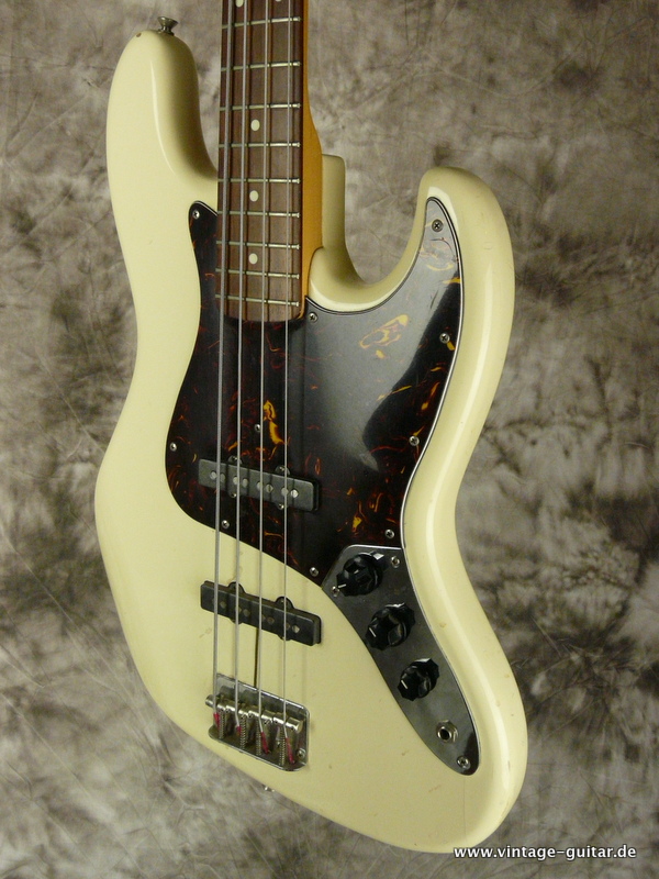 Fender-Squier-Jazz-Bass-MIJ-1986-006.JPG