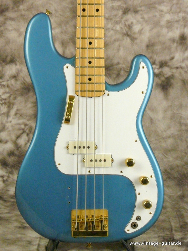 Fender_Precision_Special-1982-Lake-Placeid-blue-002.JPG