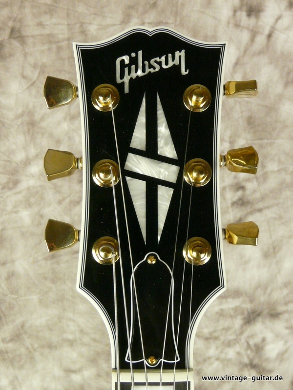 Gibson-Les-Paul-Custom-Lite-white-007.JPG