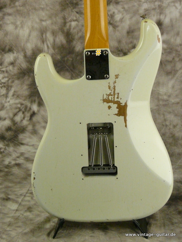 Fender-Stratocaster-1960-Cistom-Shop-Relic-olympic-white-004.JPG