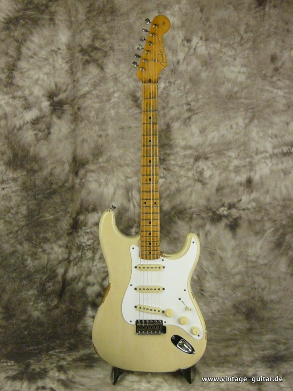 Fender_Stratocaster_1957-blonde-001.JPG