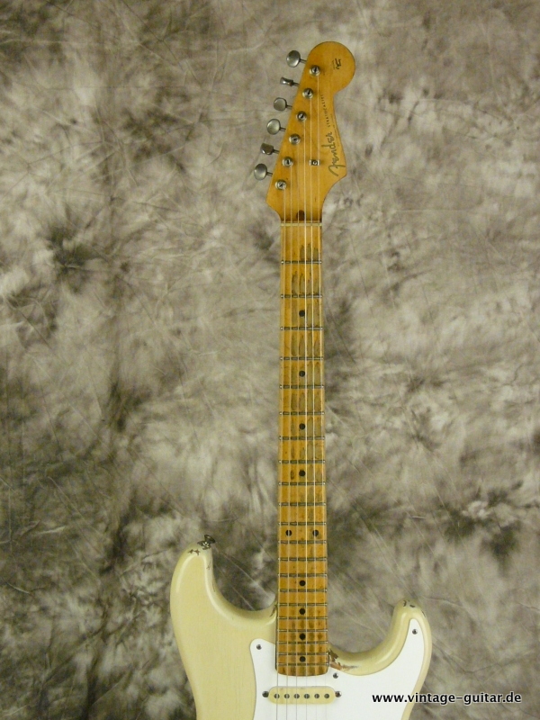 Fender_Stratocaster_1957-blonde-005.JPG