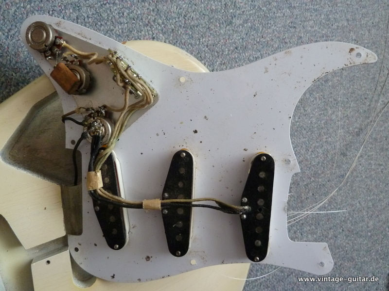 Fender_Stratocaster_1957-blonde-024.JPG