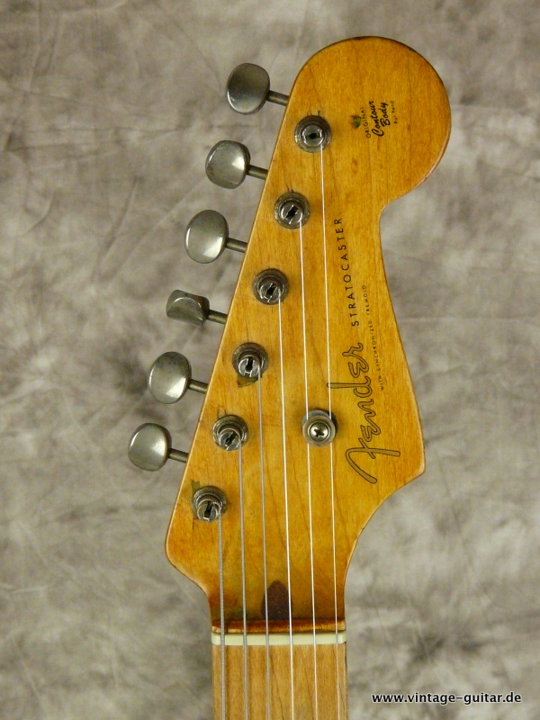 Fender-Stratocaster-1956-two_tone-sunburst-007.JPG