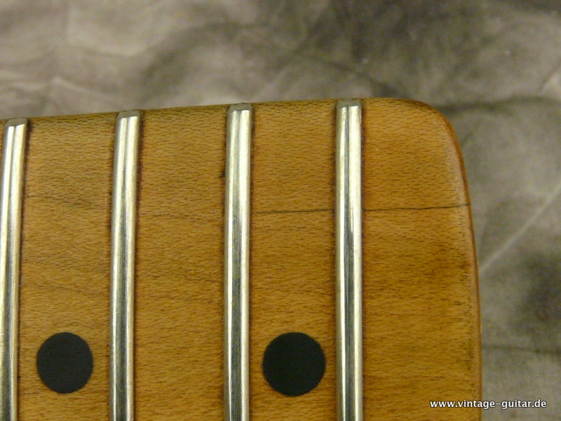 Fender-Stratocaster-1956-two_tone-sunburst-017.JPG