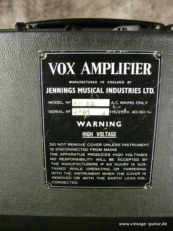 Vox-AC-30-top-cabinet-1964-copper-panel-006.JPG
