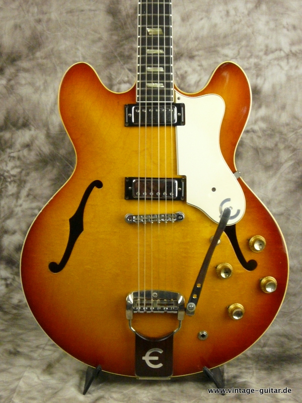 Epiphone-Riviera-E360TD-royan-tan-1965-002.JPG