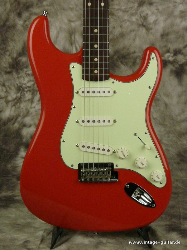 Fender-Custom-Shop-Stratocaster-David-Gilmour-002.JPG