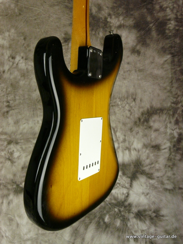 Fender-Stratocaster-1957-Reissue-1986-006.JPG
