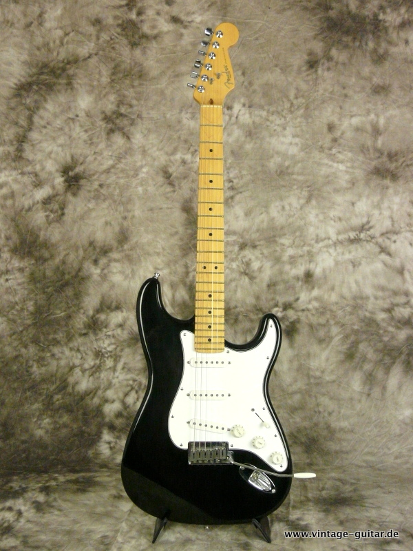 Fender-Stratocaster-1999_black-001.JPG