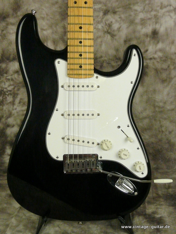 Fender-Stratocaster-1999_black-002.JPG