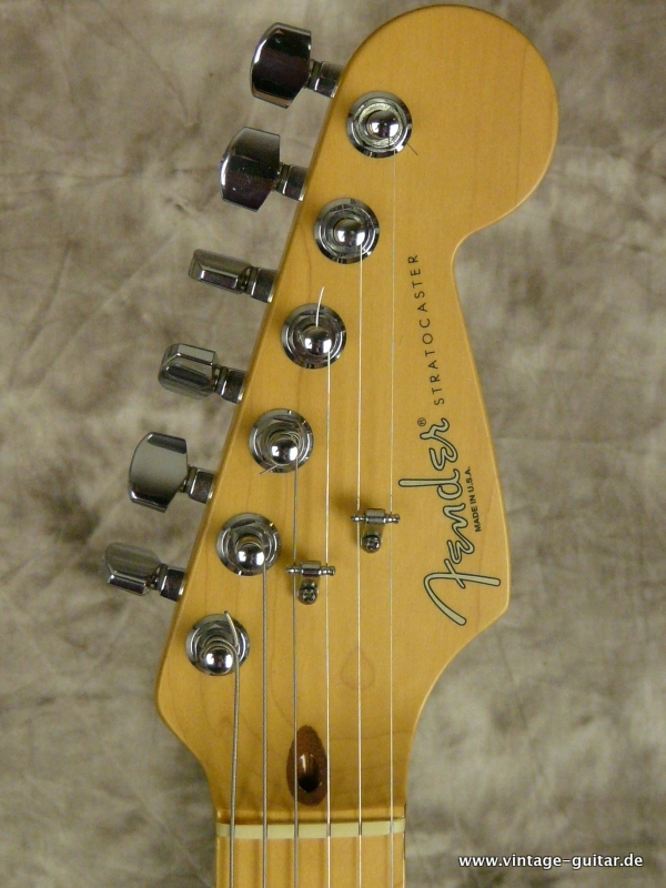 Fender-Stratocaster-1999_black-003.JPG