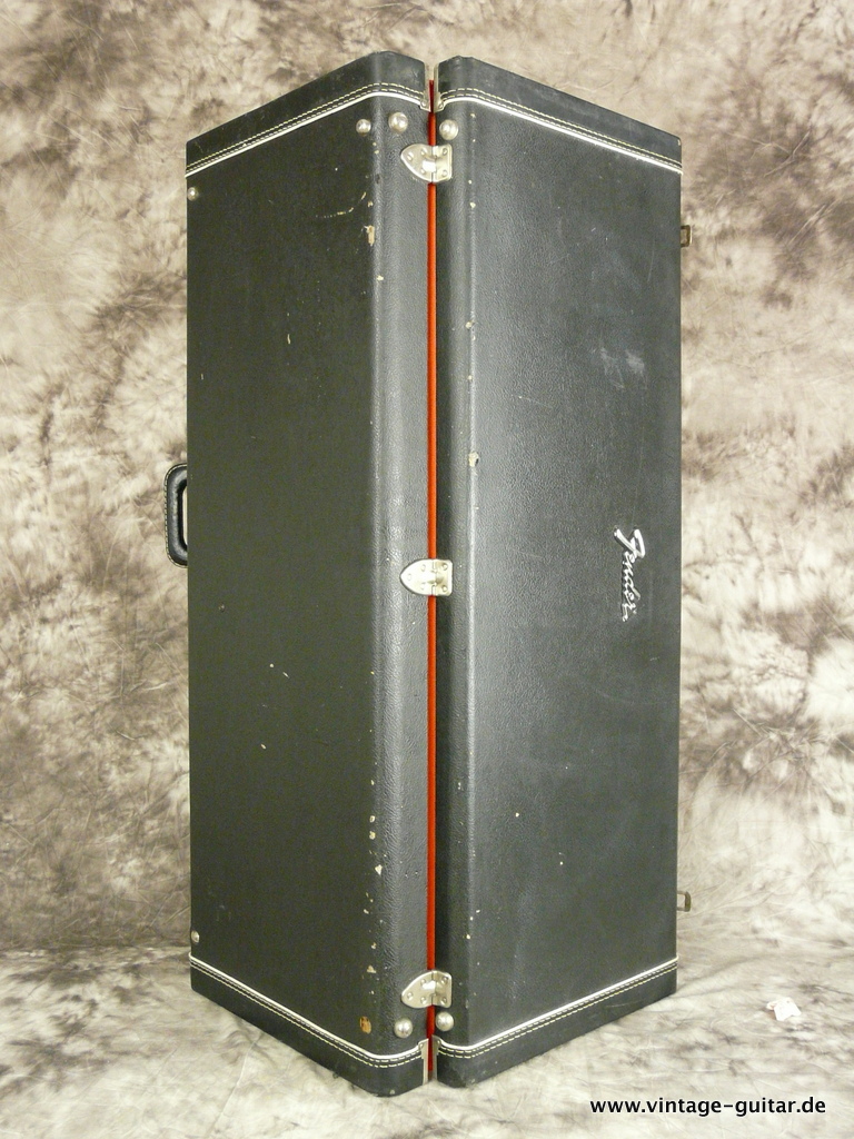 Fender_Jazzmaster-1966-sunburst-012.JPG