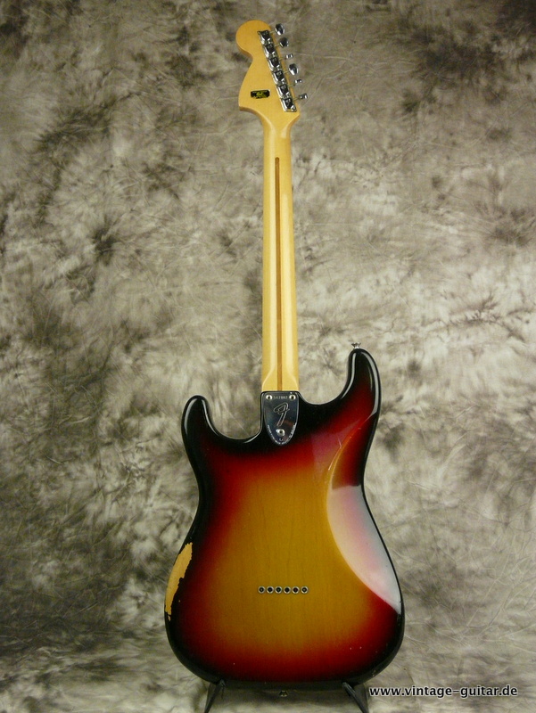 Fender-Stratocaster-1974-sunburst-hardtail-005.JPG