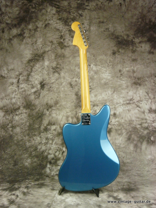 Fender-Jaguar_2008-thin-skin-limited-lake-placid-blue-003.JPG