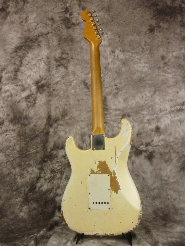 Fender-Stratocaster_1964_Olympic-white-003.JPG