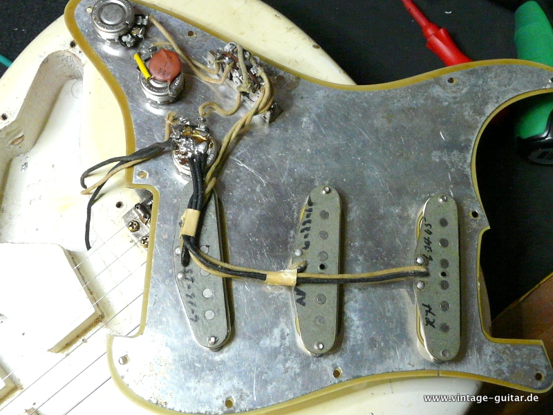 XXX-Fender-Stratocaster-1964-olympic-white-004.JPG