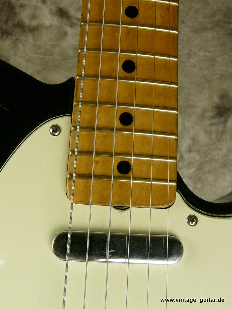 Fender-Telecaster-1972-black-013.JPG