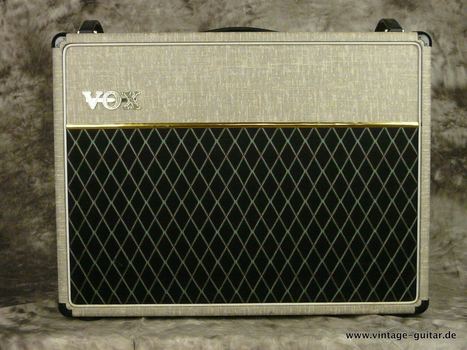 Vox-AC-30:6-TB-Fawn-Limited-Edition-001.JPG
