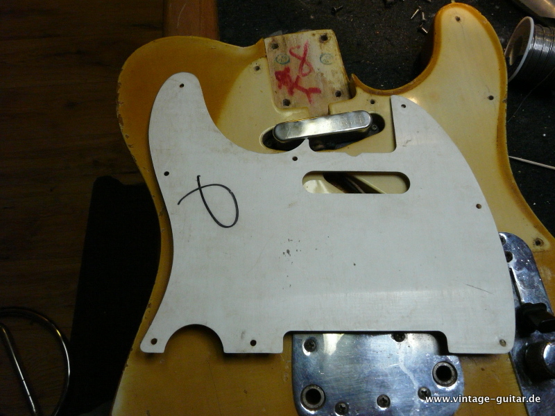Fender-Telecaster-blonde-1967-Bigsby-018.JPG