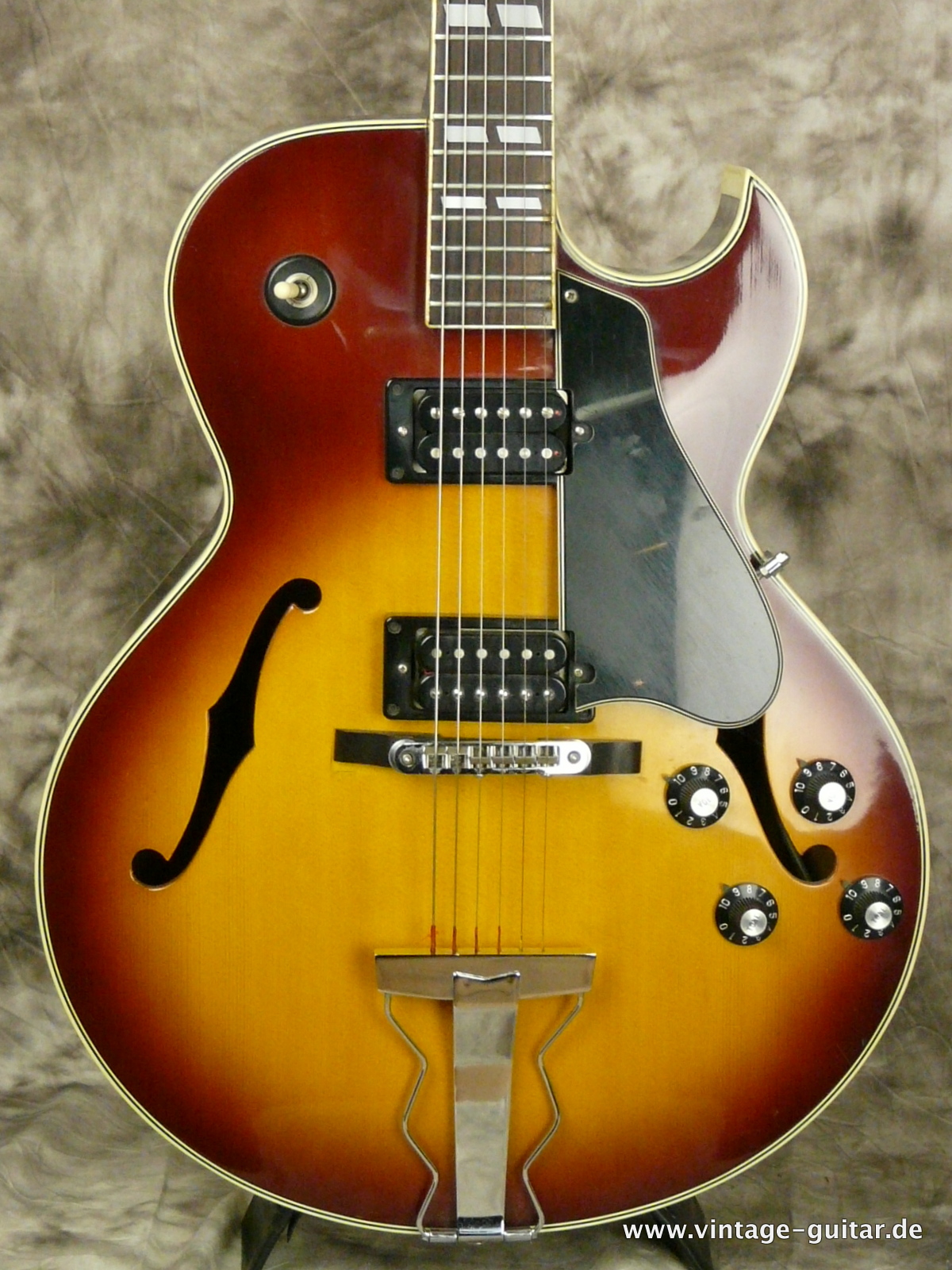 Ibanez-FA-100-1977_ES-175-sunburst-002.JPG