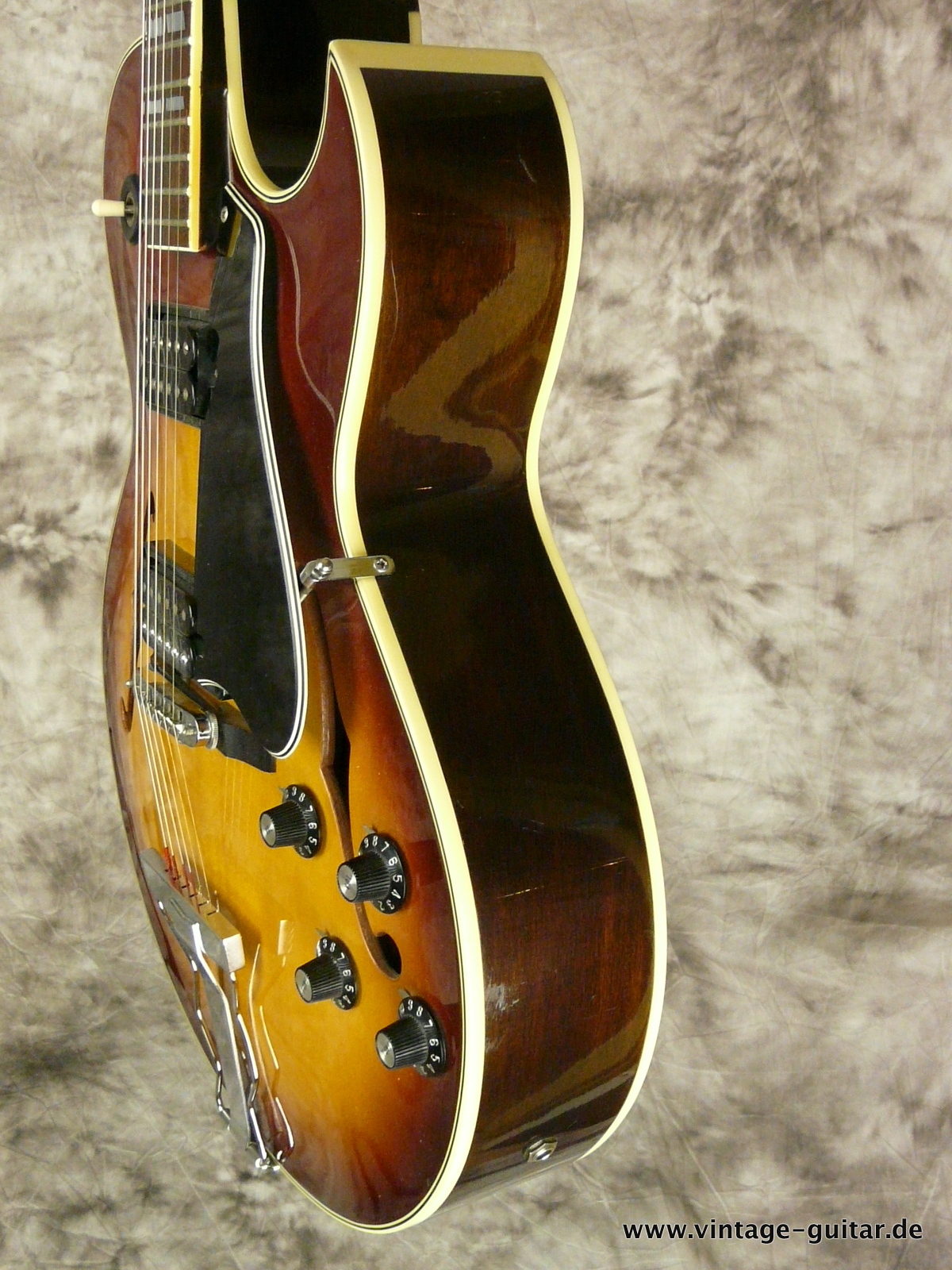 Ibanez-FA-100-1977_ES-175-sunburst-010.JPG