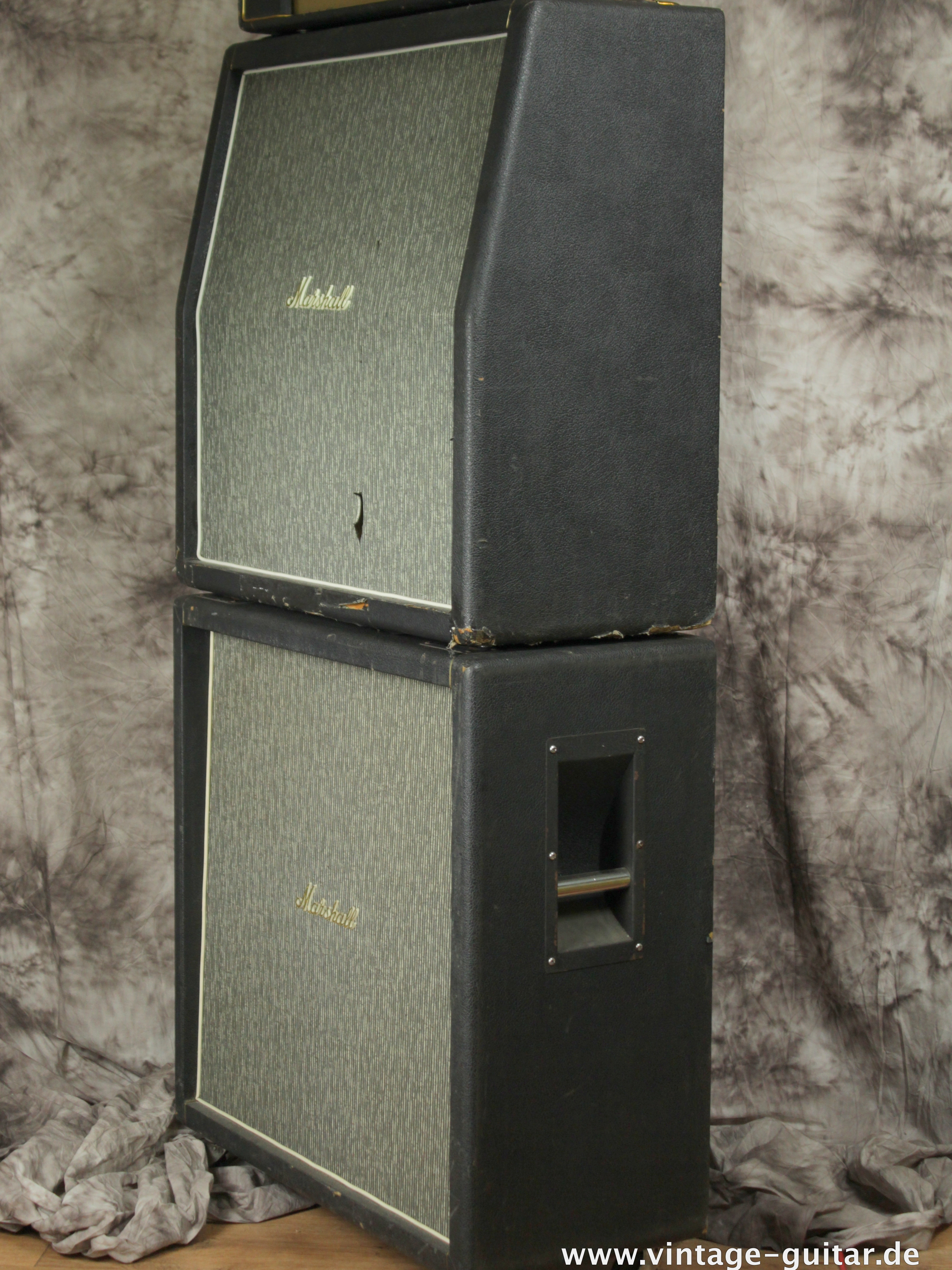 Marshall-1960A-1960-Pinstripe-Cabinets-1967-002.JPG