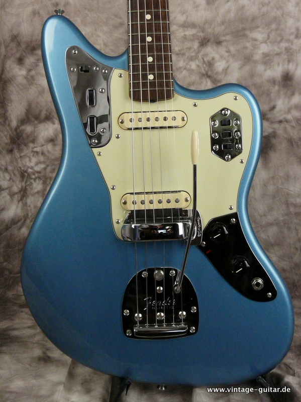 Fender_Jaguar_thin-skin-laquer-lake-placid-blue-002.JPG