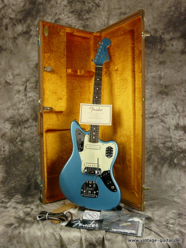 Fender_Jaguar_thin-skin-laquer-lake-placid-blue-020.JPG