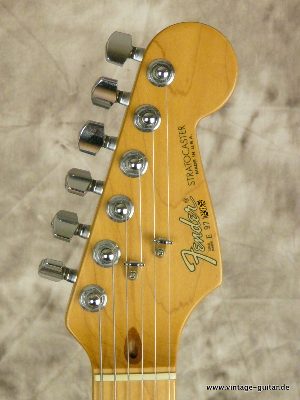 Fender-American-Standard-1989-black-003.JPG