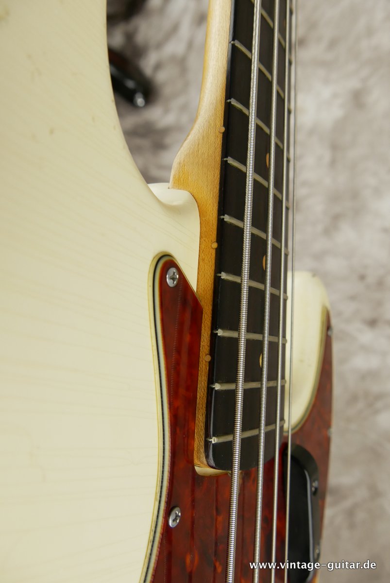 Jazz_Bass_Fender-1962-olympic-white-033.jpg