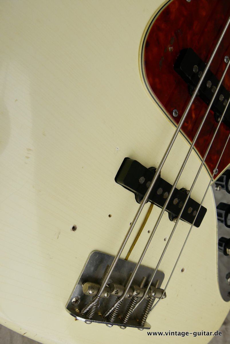 Jazz_Bass_Fender-1962-olympic-white-034.jpg