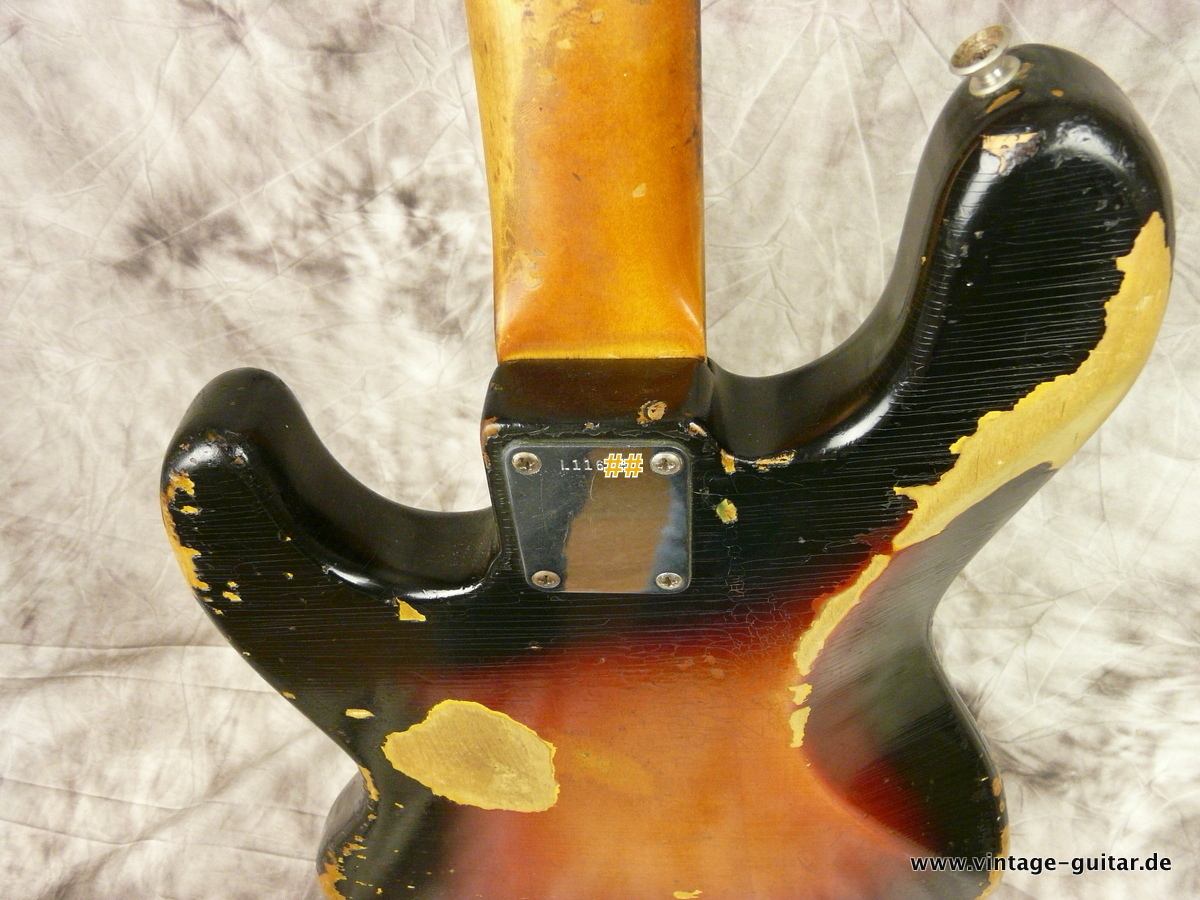 Fender-Jazz_Bass-1963_sunburst-014.JPG