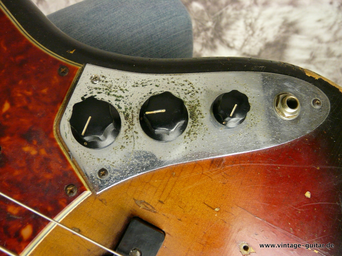 Fender-Jazz_Bass-1963_sunburst-017.JPG