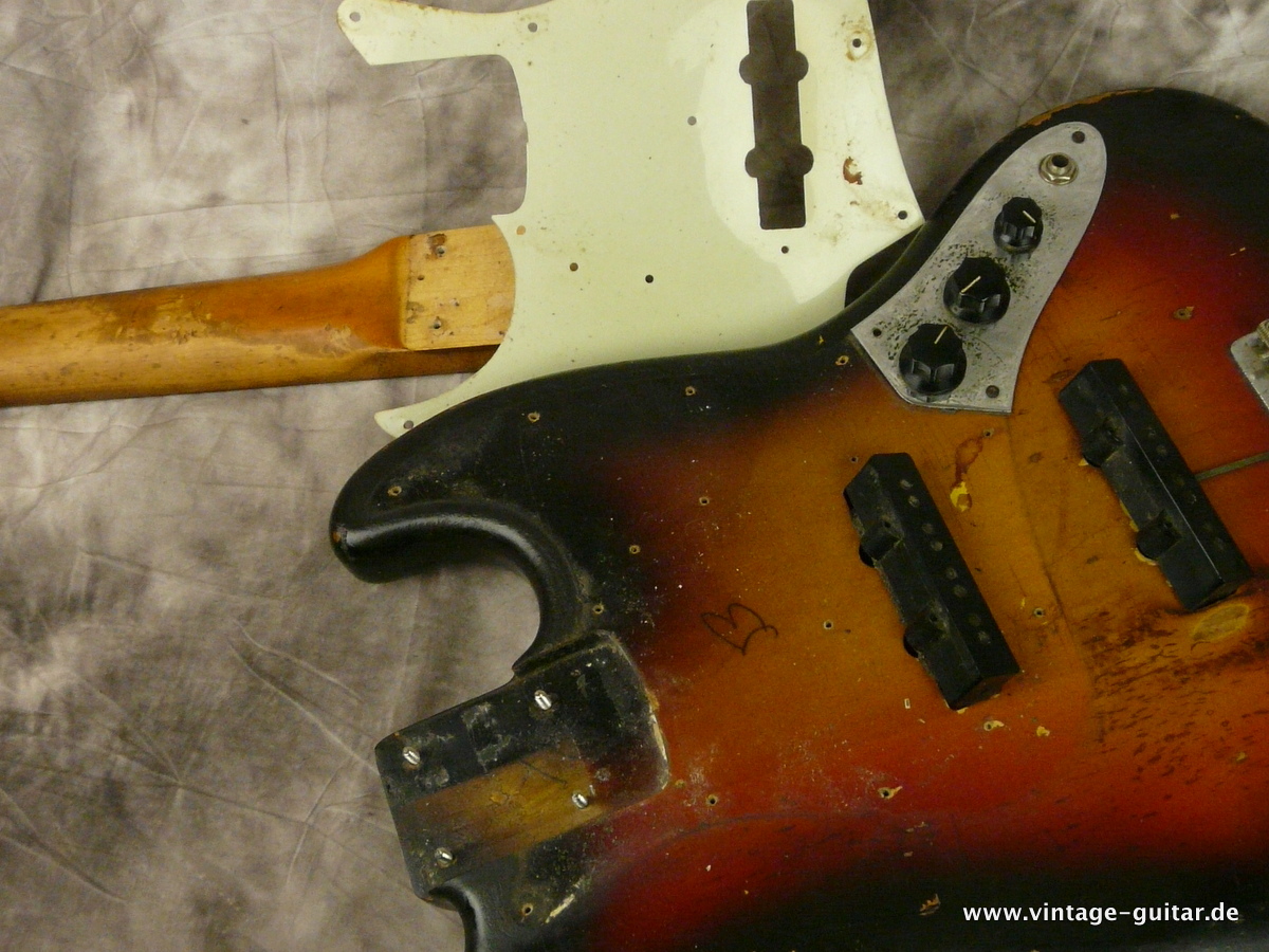 Fender-Jazz_Bass-1963_sunburst-025.JPG