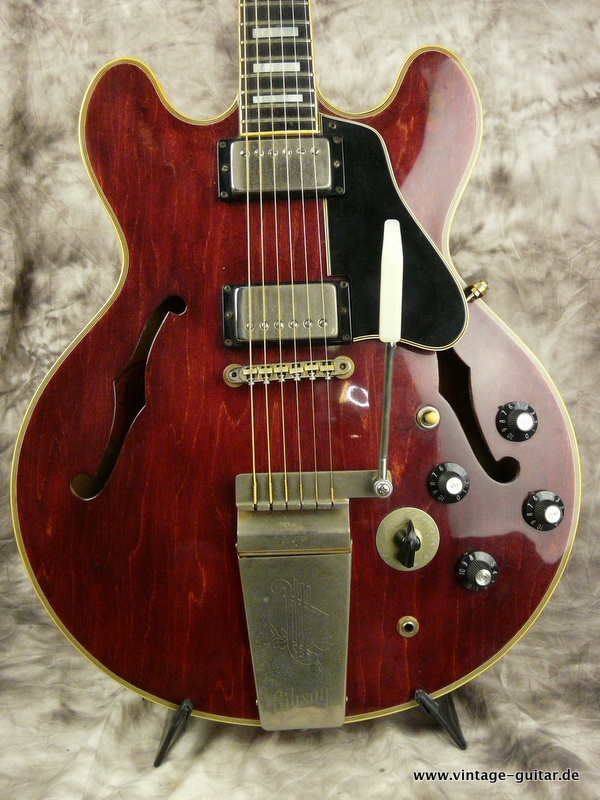 Gibson-ES-355-TD-1967-cherry-002.JPG