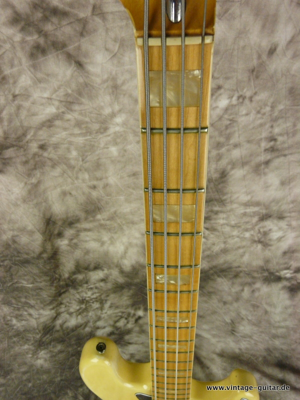 Fender-Jazz-Bass-1976-blonde-011.JPG