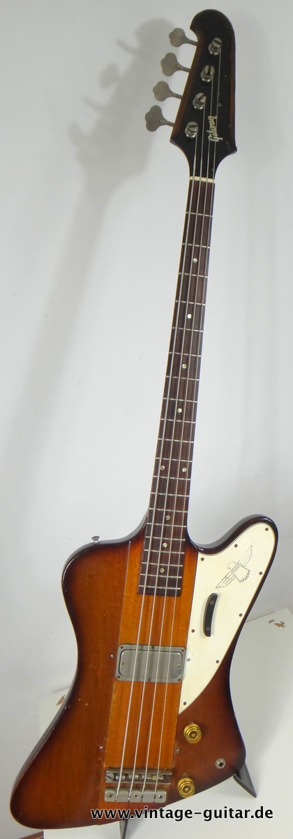 Gibson-Thunderbird-II-1964-001.JPG